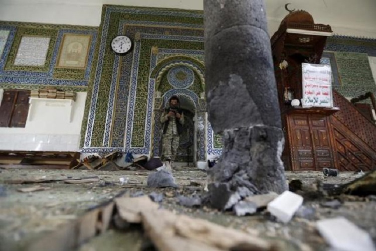 Deadly blasts hit Yemen mosque during Eid prayers  Voice 